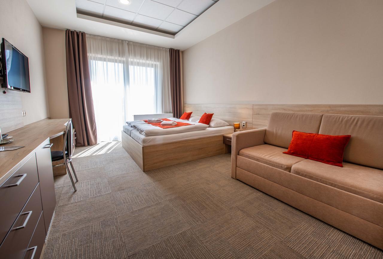 Aqua Sport*** Hotell Púchov Eksteriør bilde